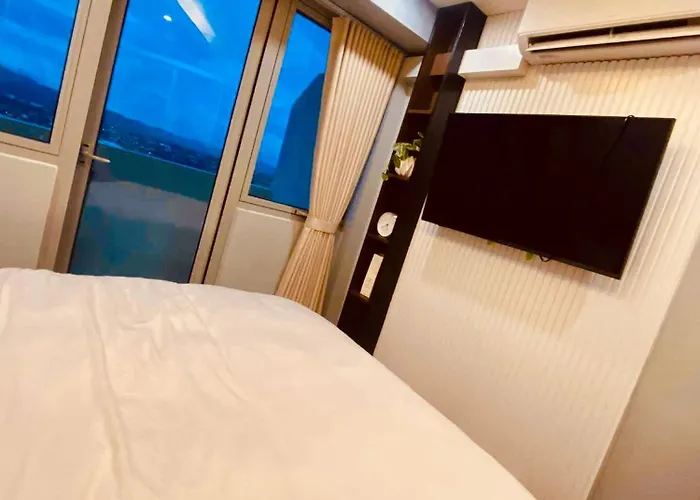 Serene Luxury Quezon By Jorel 4*