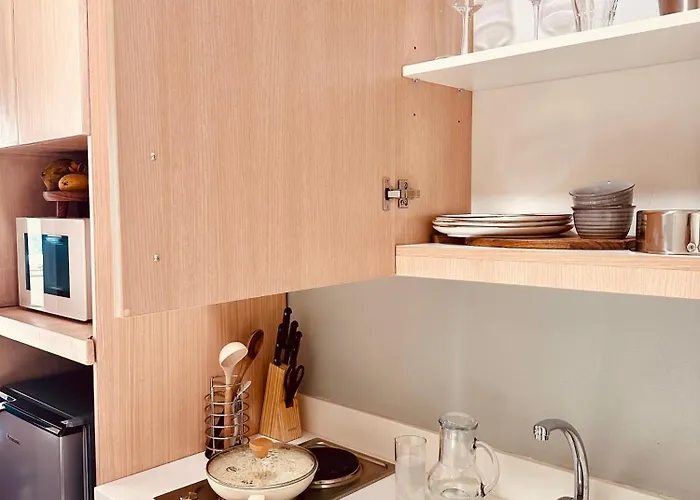 Aparthotel Serene Luxury Quezon By Jorel